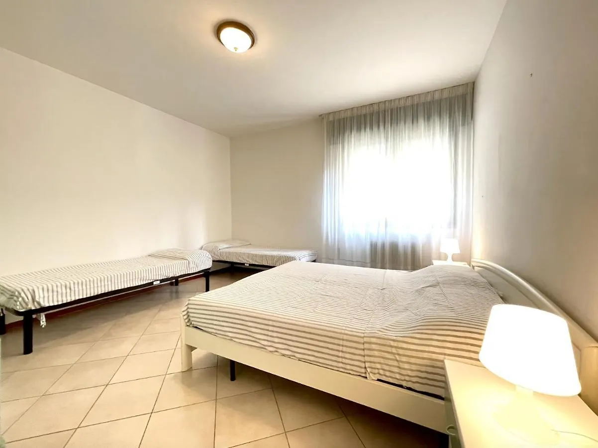 Casa Lea - Carraro Immobiliare Jesolo - Family Apartments 0*, Lido di Jesolo