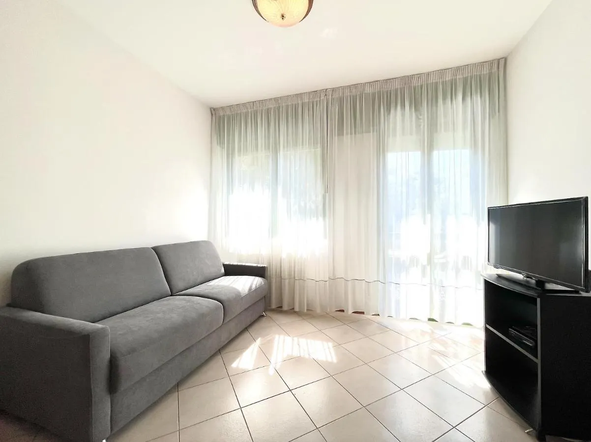 Casa Lea - Carraro Immobiliare Jesolo - Family Apartments 0*, Lido di Jesolo Italy